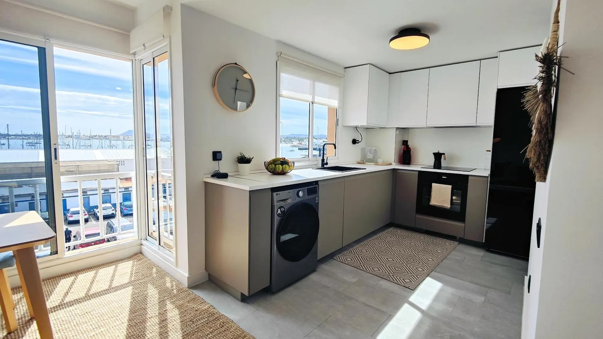 Arena Home, Chic & Sea View Corralejo