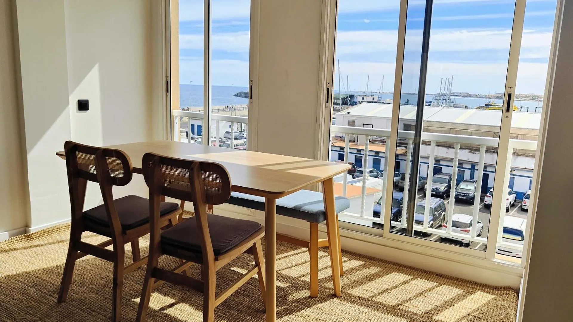 Arena Home, Chic & Sea View Κοραλέχο Διαμέρισμα